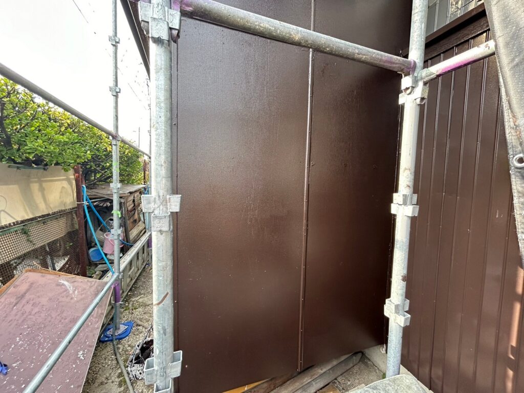 愛知県 高浜市 壁張り替え工事 庇軒天 交換工事 屋根工事 谷板金施工 屋根修理 雨漏り 漆喰 瓦工事 外装工事 内装工事 リフォーム工事 外壁塗装