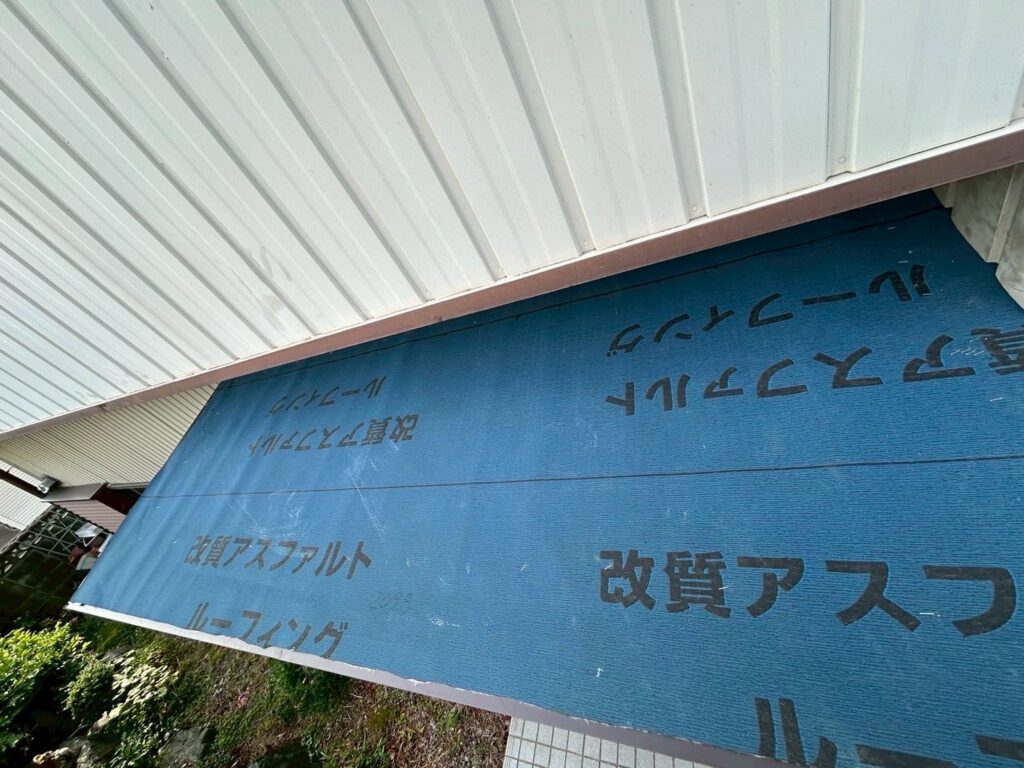 愛知県 知立市 庇屋根修理工事 屋根工事 谷板金施工 屋根修理 雨漏り 漆喰 瓦工事 外装工事 内装工事 リフォーム工事 外壁塗装