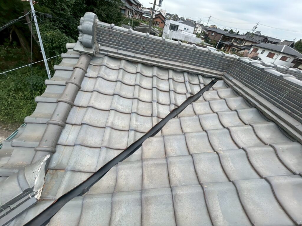 愛知県 東浦町 屋根板金工事 屋根工事 谷板金工事 屋根修理 雨漏り 漆喰 瓦工事 外装工事 内装工事 リフォーム工事 外壁塗装