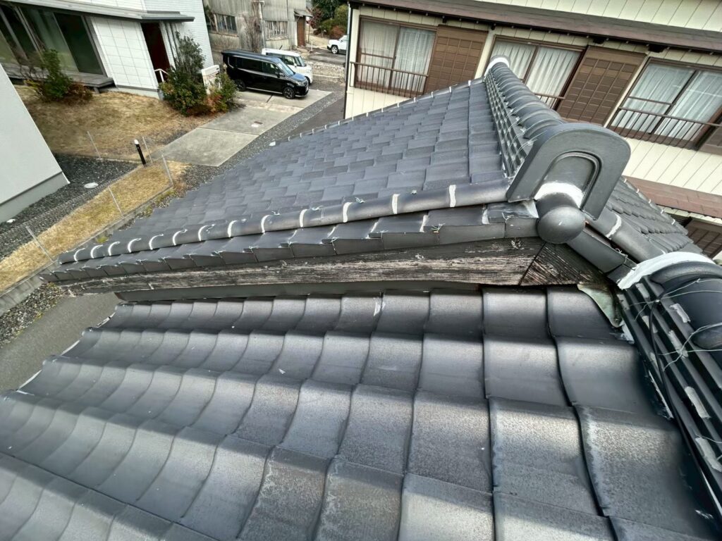 愛知県 額田郡 幸田町 破風板 板金工事 屋根工事 谷板金工事 屋根修理 雨漏り 漆喰 瓦工事 外装工事 内装工事 リフォーム工事 外壁塗装