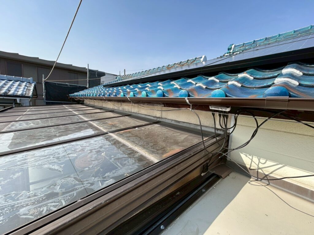 愛知県 大府市 雨樋新設工事 屋根工事 谷板金工事 屋根修理 雨漏り 漆喰 瓦工事 外装工事 内装工事 リフォーム工事 外壁塗装