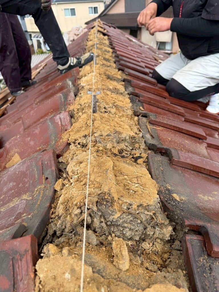 愛知県 豊橋市 棟積み替え工事 屋根板金工事 屋根工事 谷板金工事 屋根修理 雨漏り 漆喰 瓦工事 外装工事 内装工事 リフォーム工事 外壁塗装