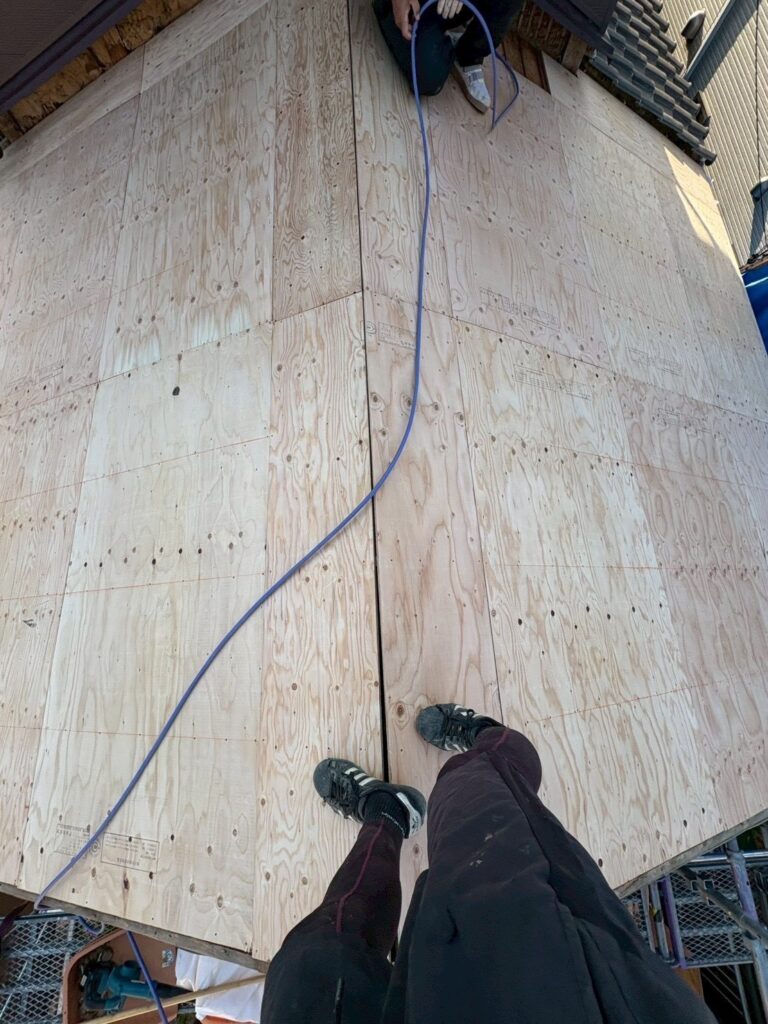愛知県 知立市 屋根葺き替え工事 屋根板金工事 屋根工事 谷板金工事 屋根修理 雨漏り 漆喰 瓦工事 外装工事 内装工事 リフォーム工事 外壁塗装