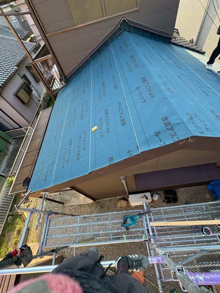愛知県 知立市 屋根葺き替え工事 屋根板金工事 屋根工事 谷板金工事 屋根修理 雨漏り 漆喰 瓦工事 外装工事 内装工事 リフォーム工事 外壁塗装