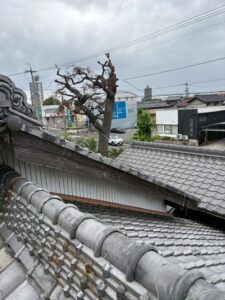愛知県 常滑市 破風板交換 破風板板金 屋根工事 谷板金工事 屋根修理 雨漏り 漆喰 瓦工事 外装工事 内装工事 リフォーム工事 外壁塗装