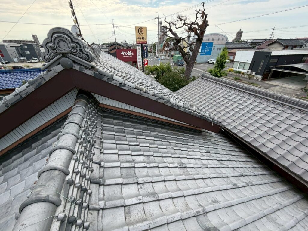 愛知県 常滑市 破風板交換 破風板板金 屋根工事 谷板金工事 屋根修理 雨漏り 漆喰 瓦工事 外装工事 内装工事 リフォーム工事 外壁塗装