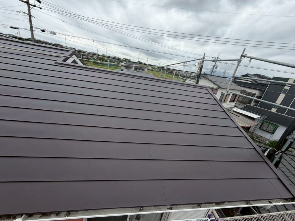 愛知県 豊田市 屋根カバー工法 屋根板金工事 屋根工事 谷板金工事 屋根修理 雨漏り 漆喰 瓦工事 外装工事 内装工事 リフォーム工事 外壁塗装